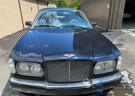 2002 Bentley Arnage z USA, uszkodzony, nr VIN SCBLC31E62CX08029